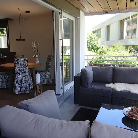 8 By Interhome